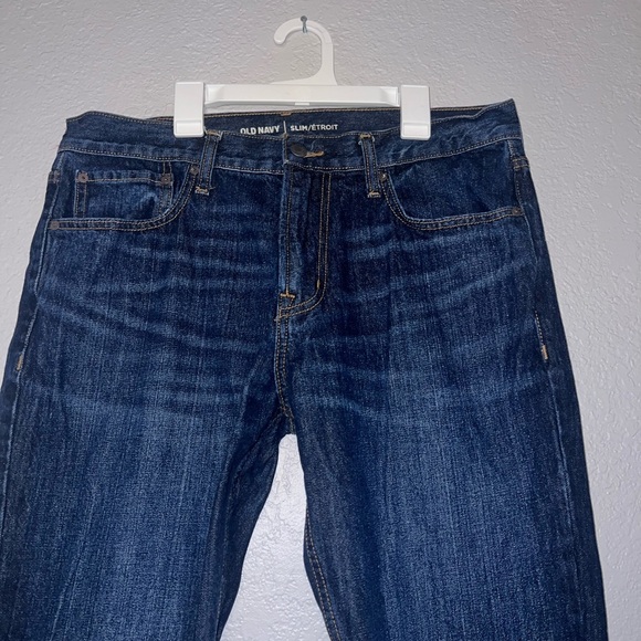 Old Navy Men Slim Straight Jeans - Picture 2 of 6